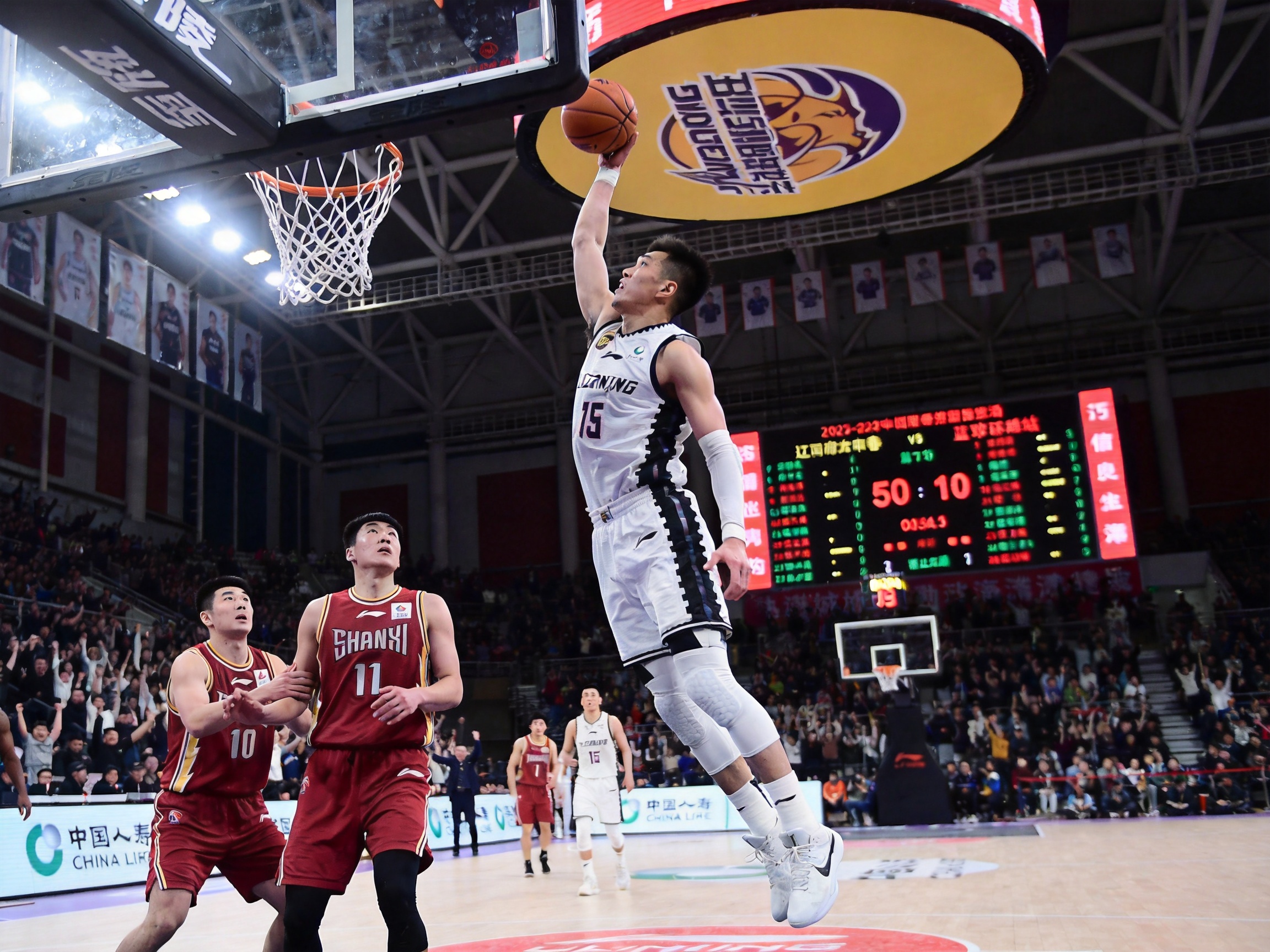 CBA总决赛辽宁本钢3-1夺得总冠军瞬间